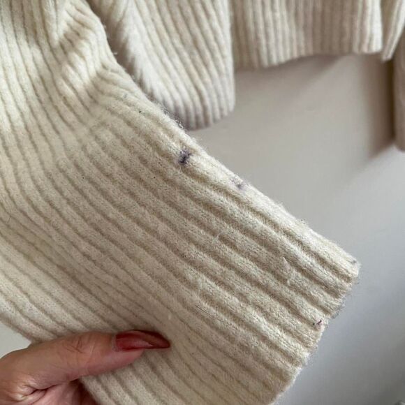 H&M Cream Turtleneck Sweater - Picture 2 of 4